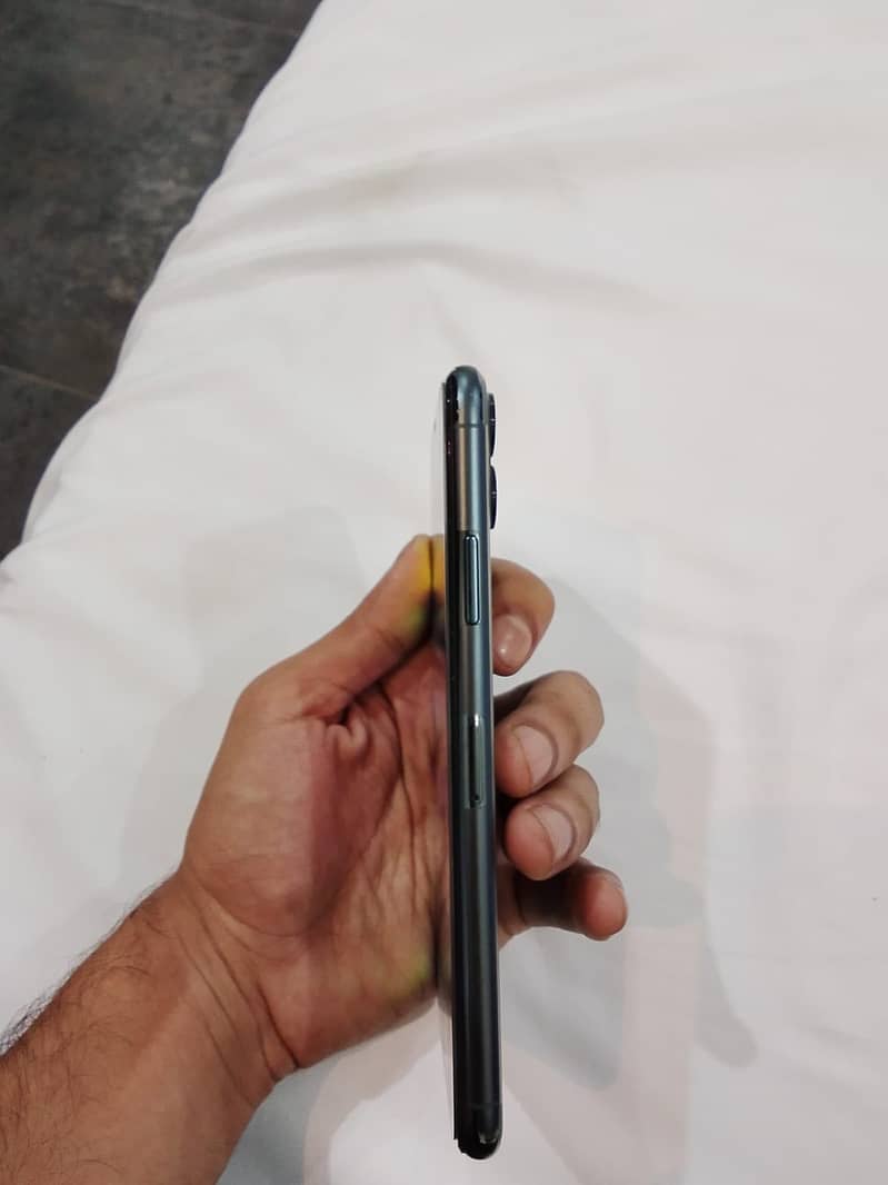 Apple iPhone 11 pro max 1