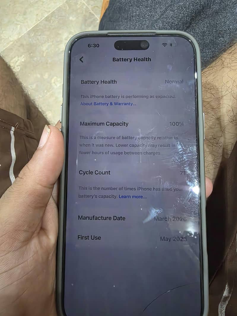 Apple iPhone 17 Pro Max 4