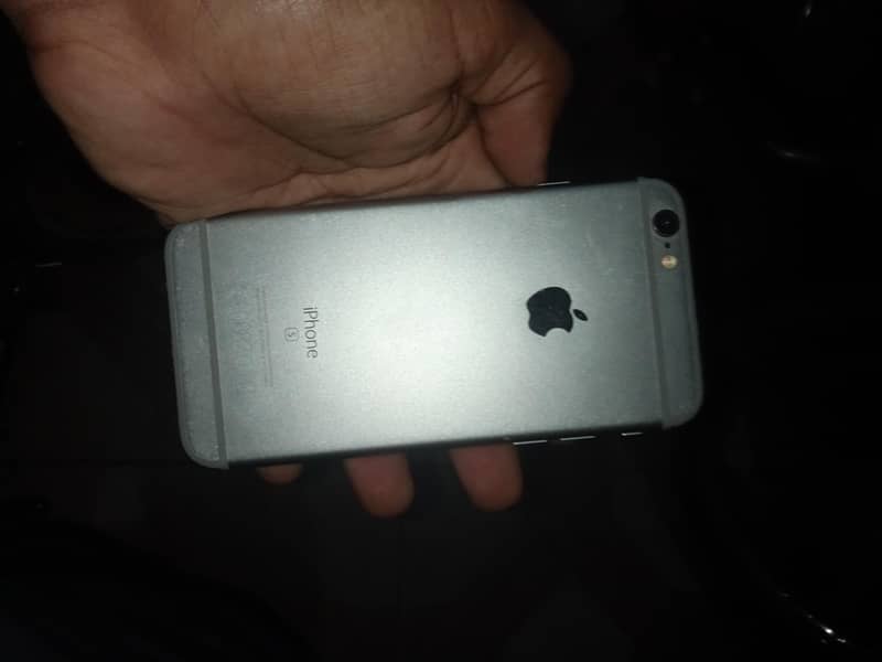 Apple iPhone 6S 0