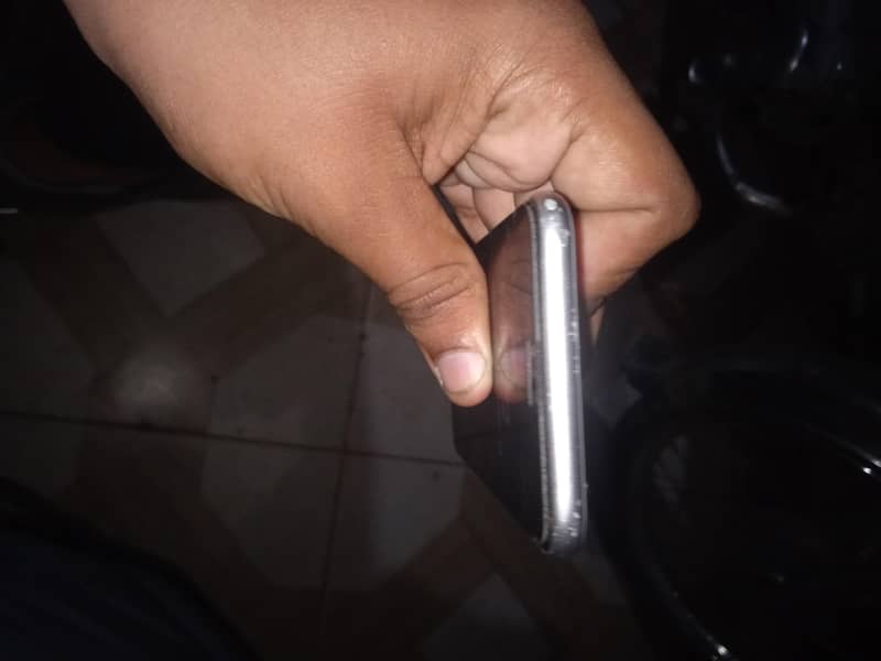 Apple iPhone 6S 5