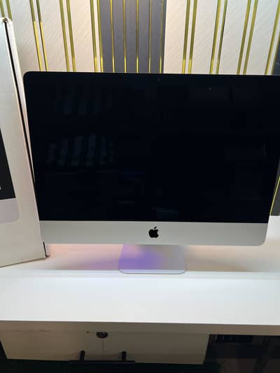 Apple iMac 2017 Retina 21.5” | i5 | RAM 16GB 480 brand new with Box