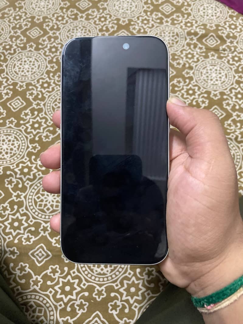 Apple iPhone 17 Pro 4