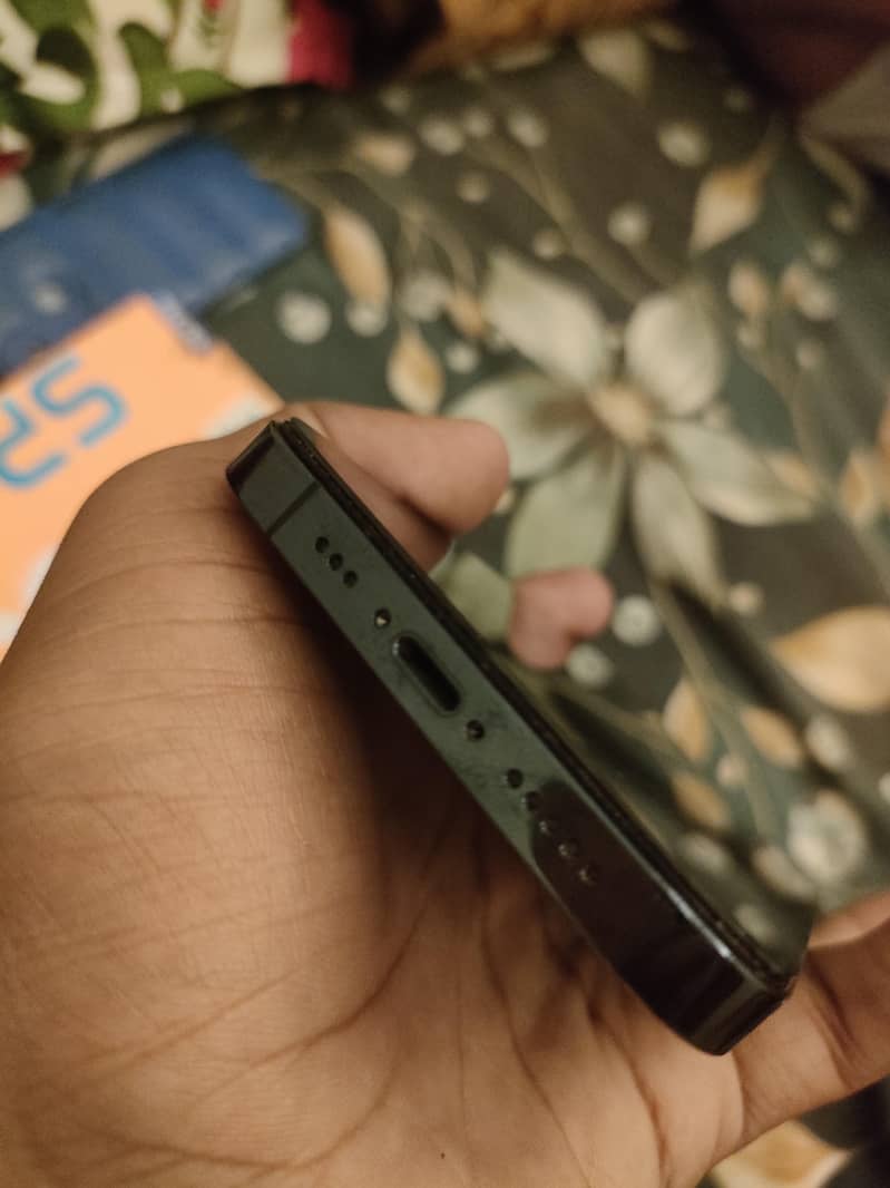 Apple iPhone 12 Pro 7