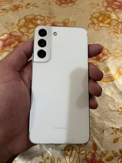 Samsung S22