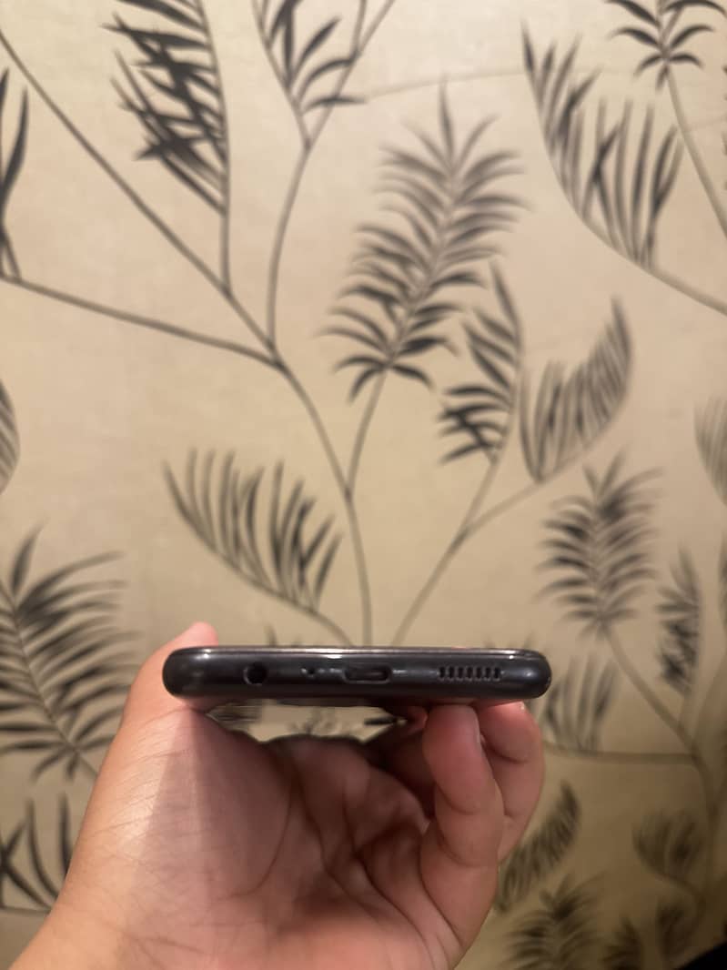 Samsung Mobile A04 6