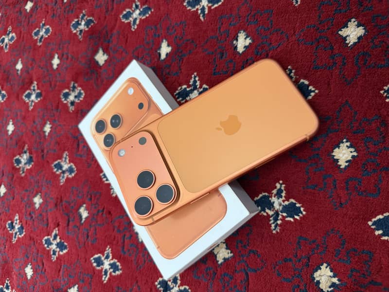 Apple iPhone 17 Pro Max 2
