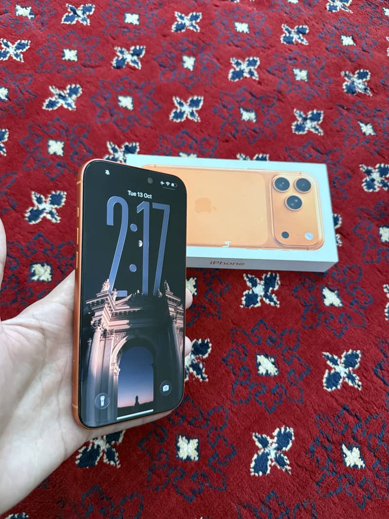 Apple iPhone 17 Pro Max 6