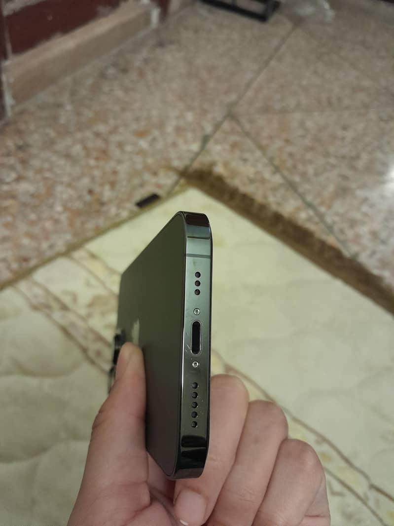 Apple iPhone 13 Pro 10
