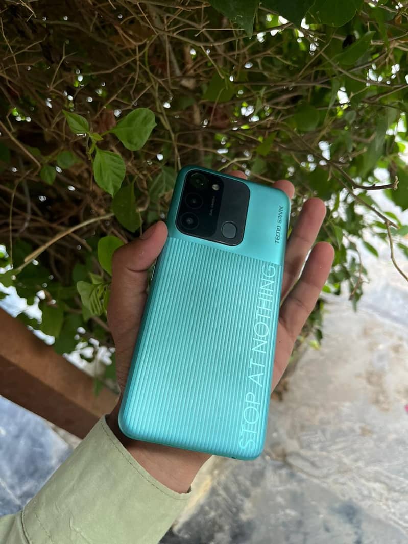 Tecno Spark 8C 0