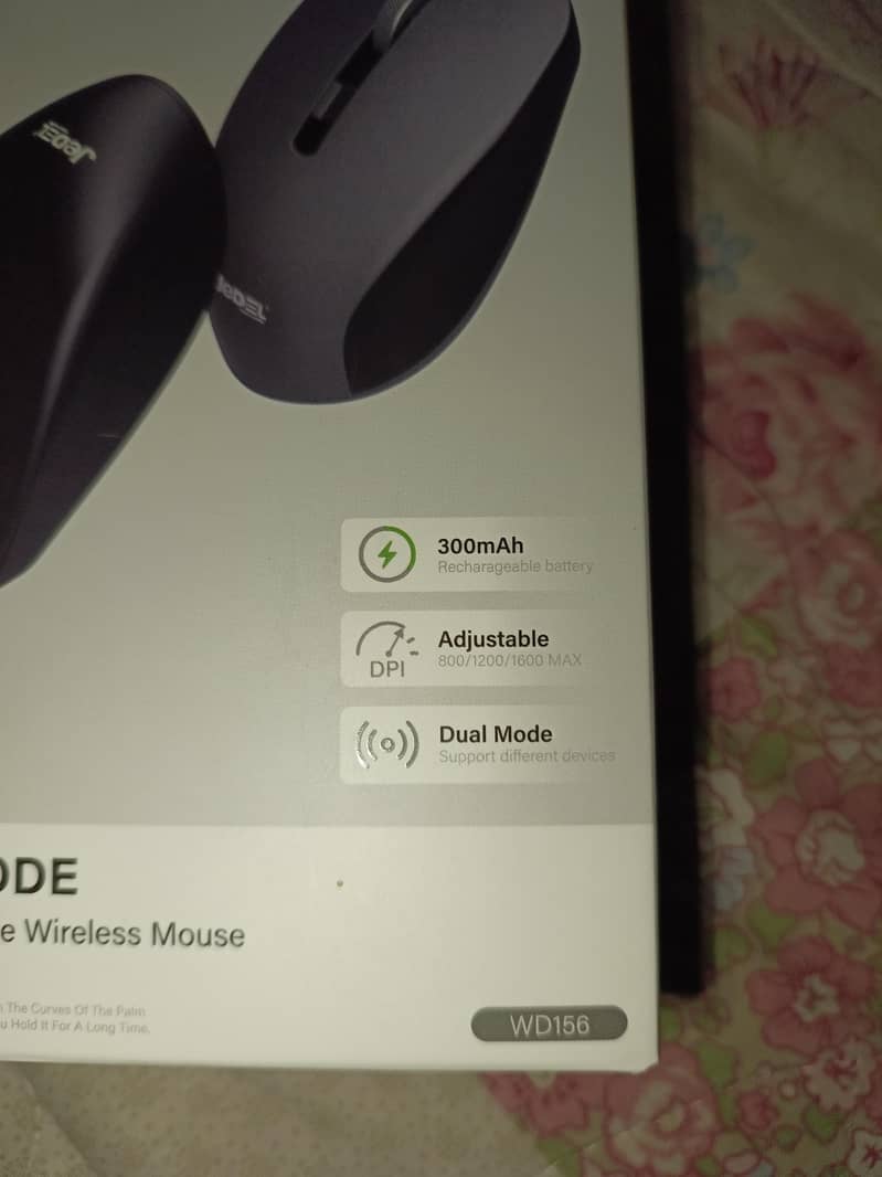 Jedel 4D chargeable wireless mouse 1
