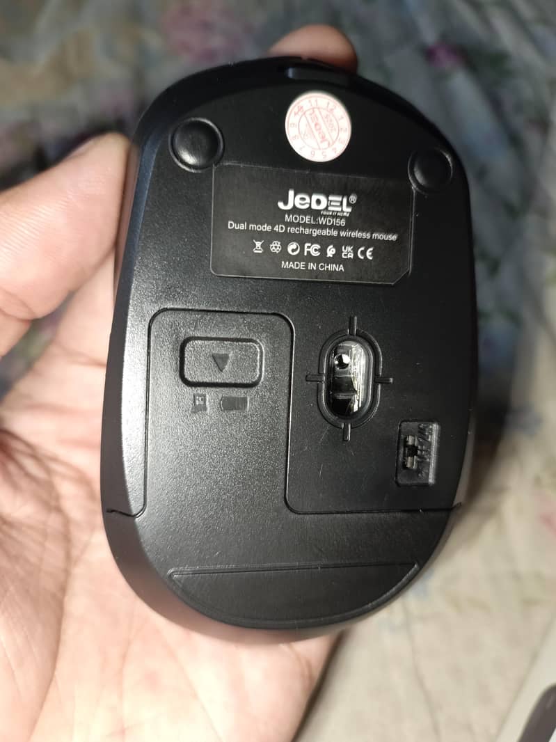 Jedel 4D chargeable wireless mouse 6