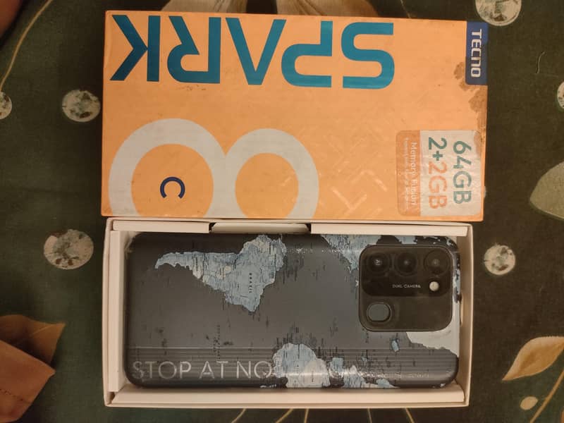 Tecno Spark 8 0