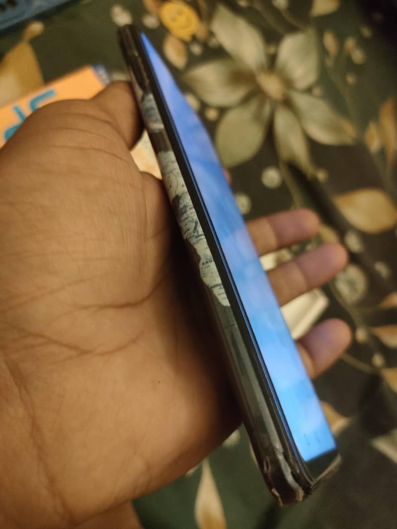Tecno Spark 8 3