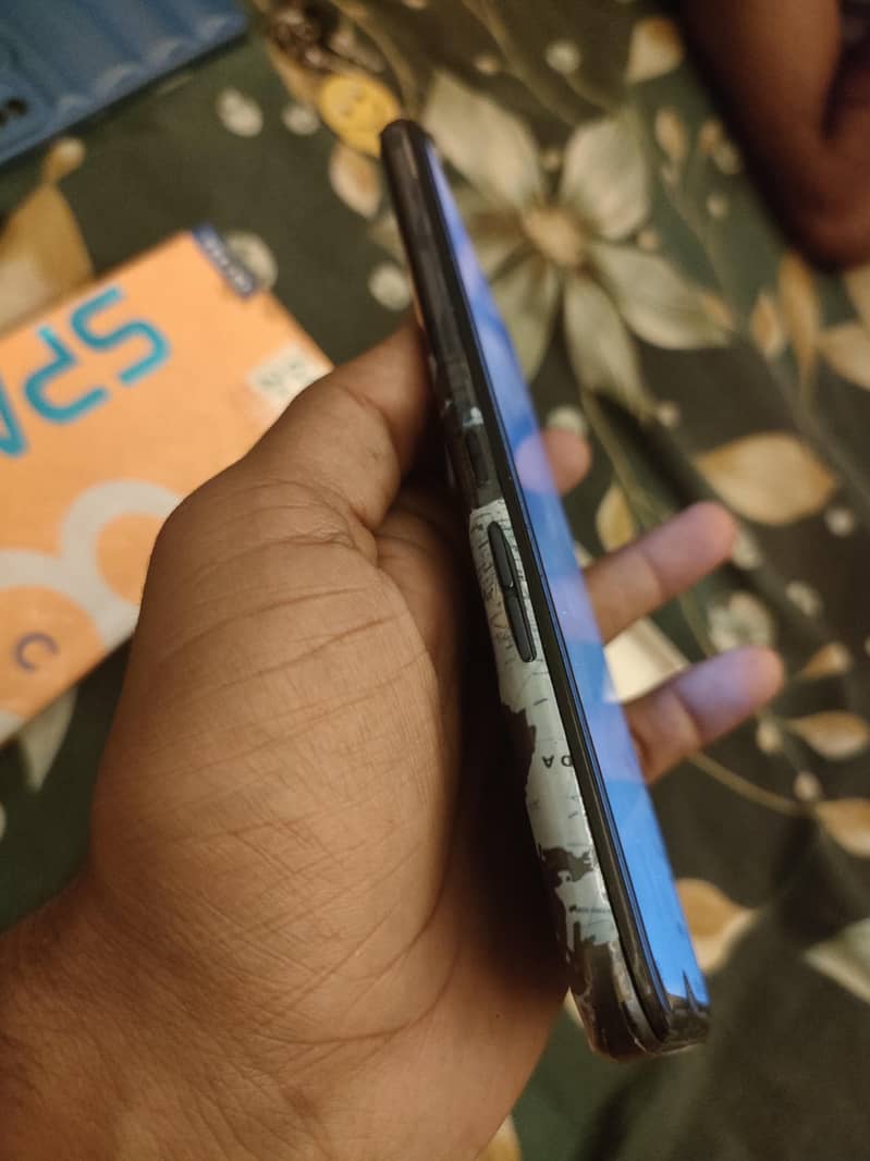 Tecno Spark 8 5