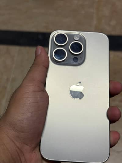 Apple iPhone 15 Pro all ok 92 health natural titanium