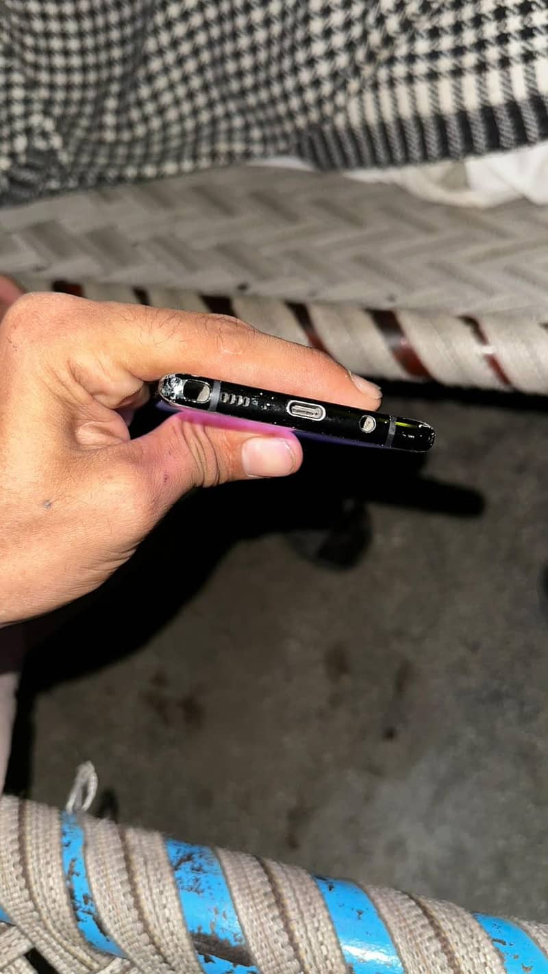 Samsung Mobile Note 8 2