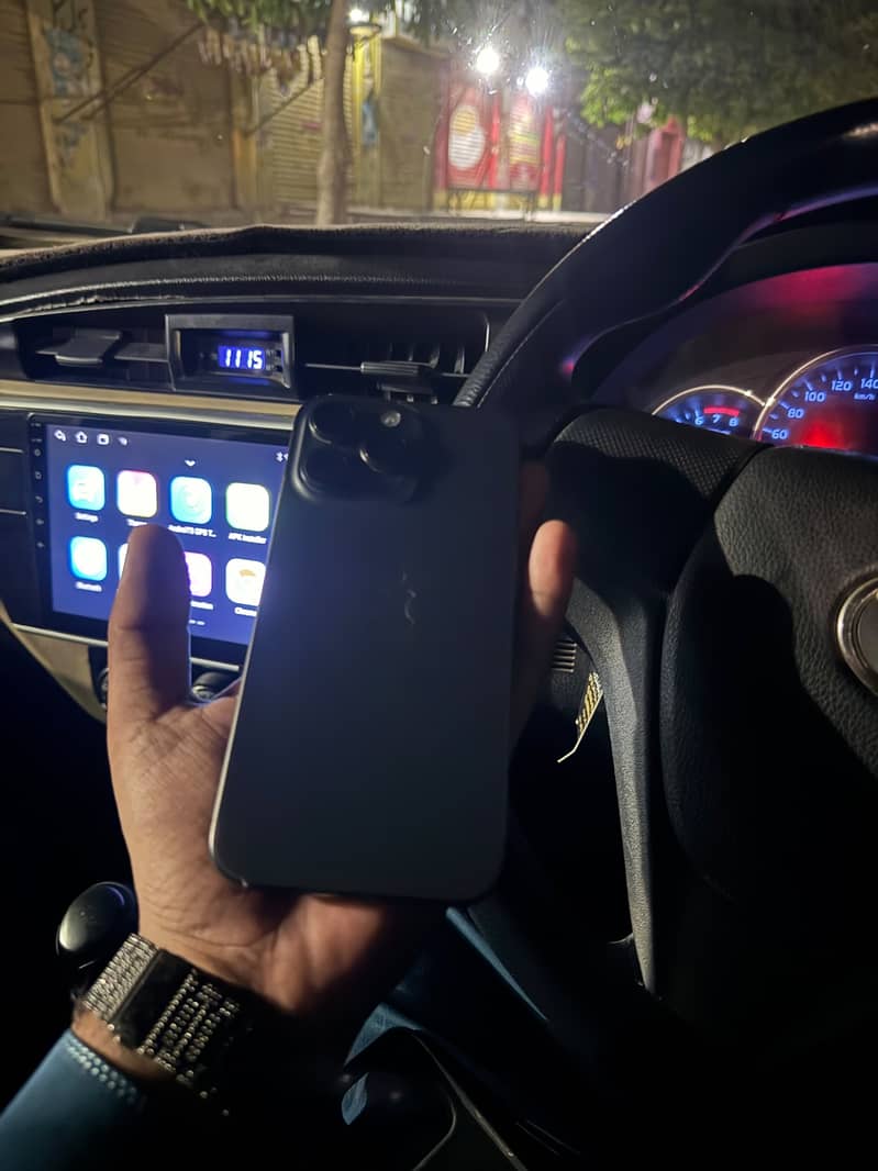 Apple iPhone 15 Pro Max 5