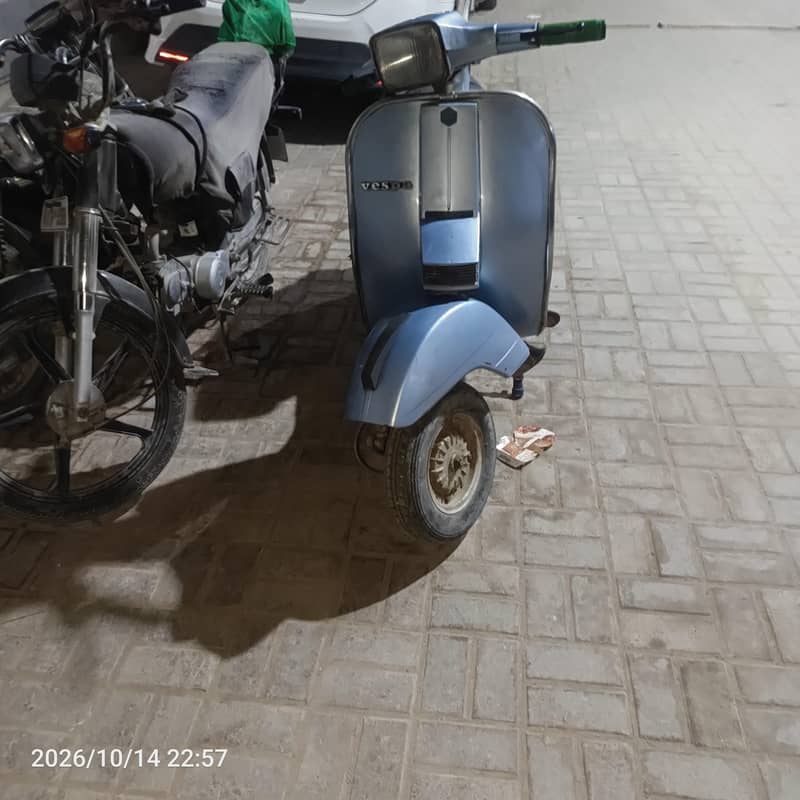 vespa 5