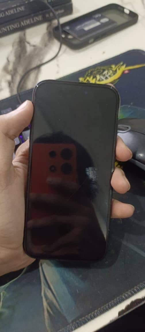 Apple iPhone 15 7