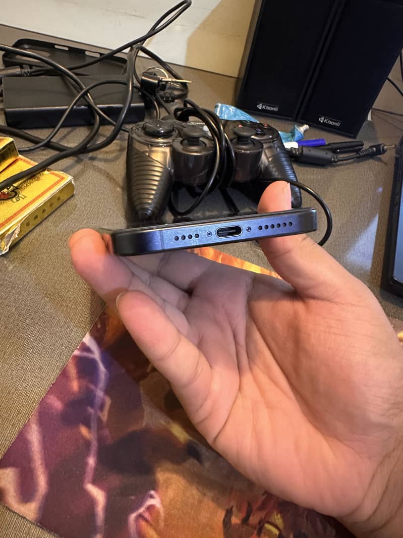 Apple iPhone 15 Pro Max 3