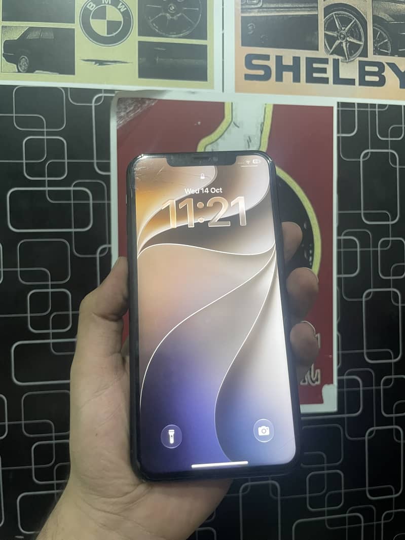 Apple iPhone 11 Pro Max 1