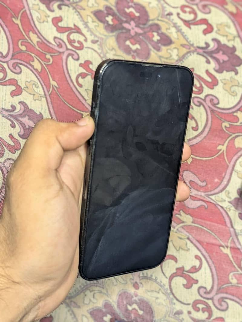 Apple iPhone 14 Pro Max 3