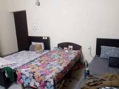 3-Seater Room In Girls Hostel For Rent In Garden Town