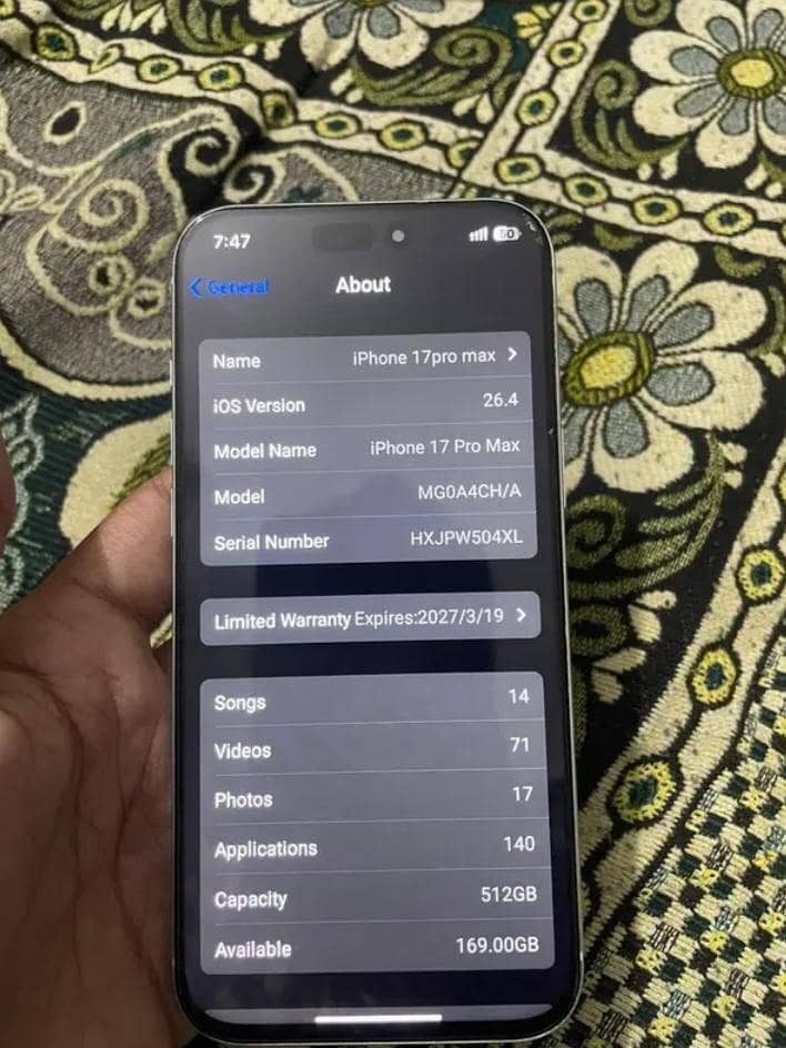 Apple iPhone 17 Pro Max 1