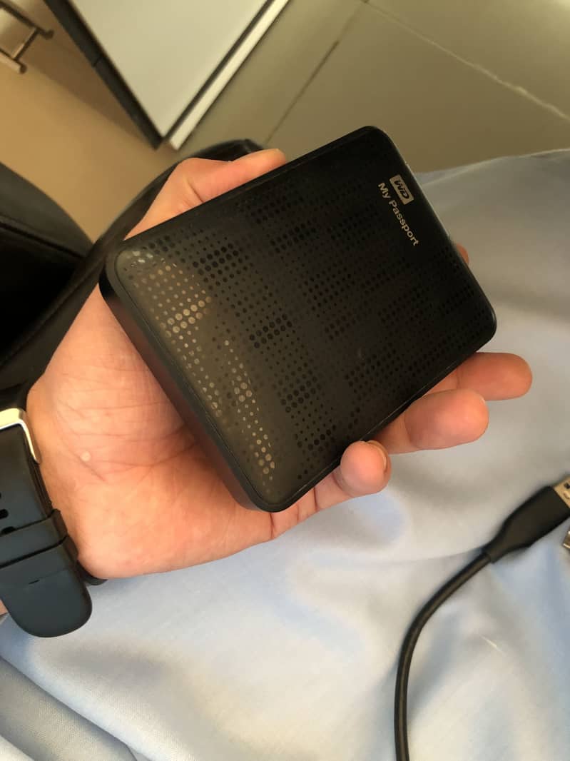 Hard drive 1tb 0