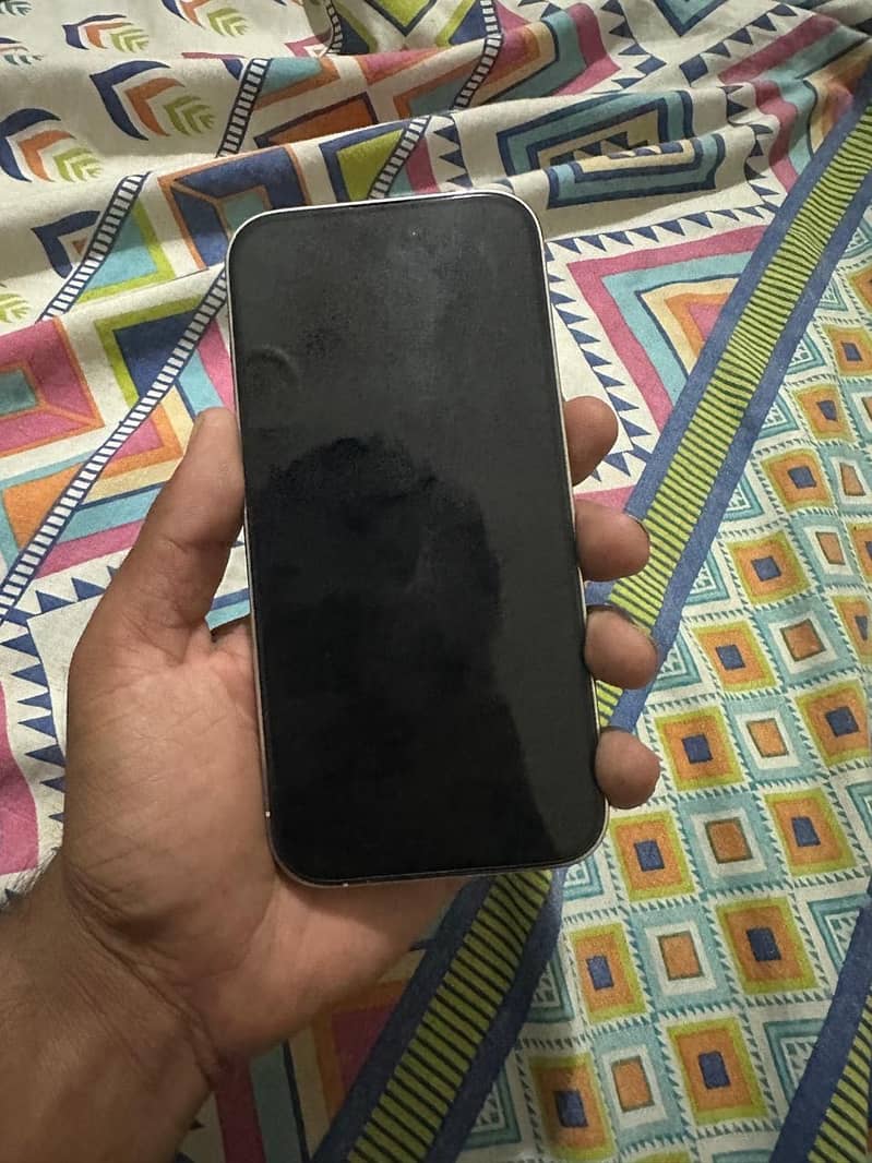 Apple iPhone 14 Pro 2