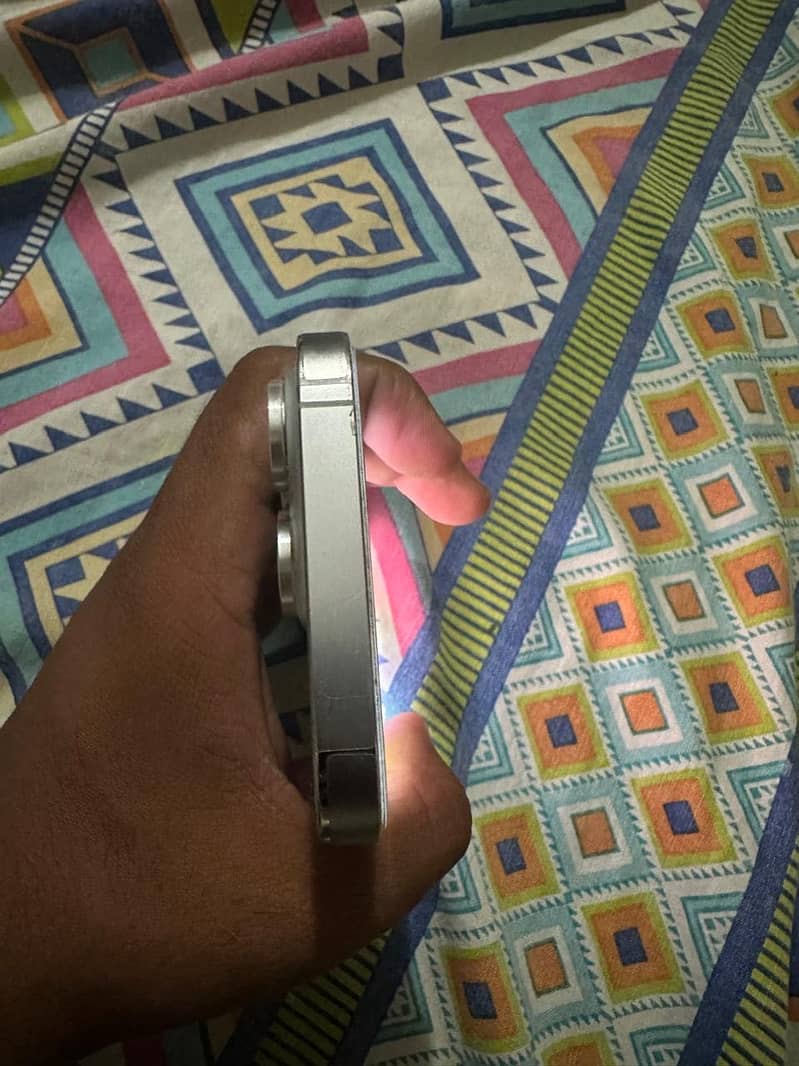 Apple iPhone 14 Pro 5