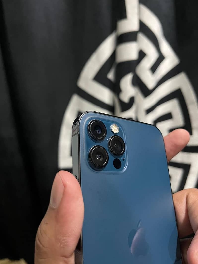 iPhone 12 Pro 6