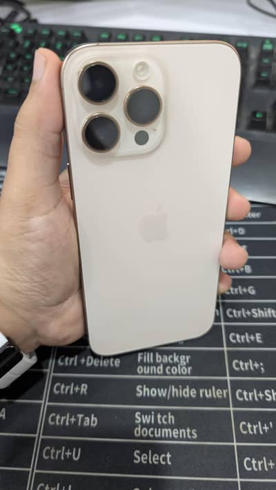 Apple iPhone 16 Pro Max Waterpack FACTORY UNLOCK 88% HEALTH