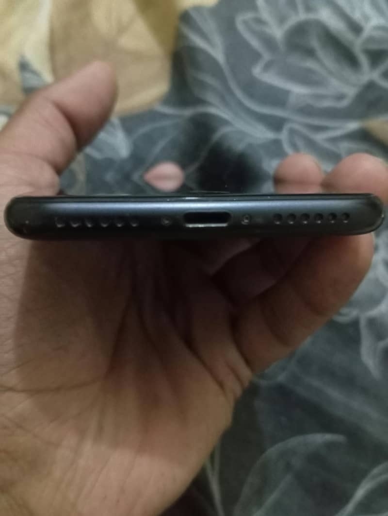 Apple iPhone SE 4