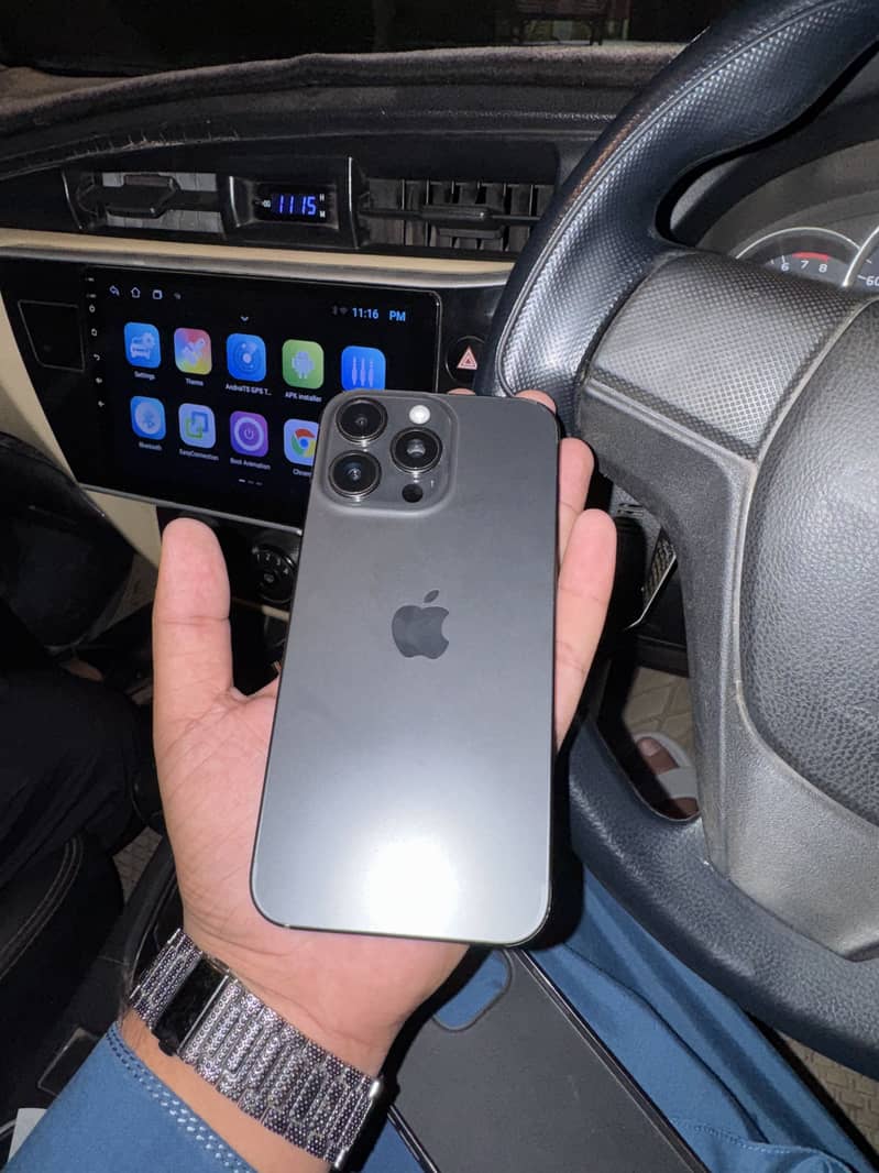 Apple iPhone 15 Pro Max pta approved 4