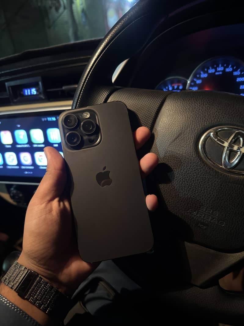 Apple iPhone 15 Pro Max pta approved 5