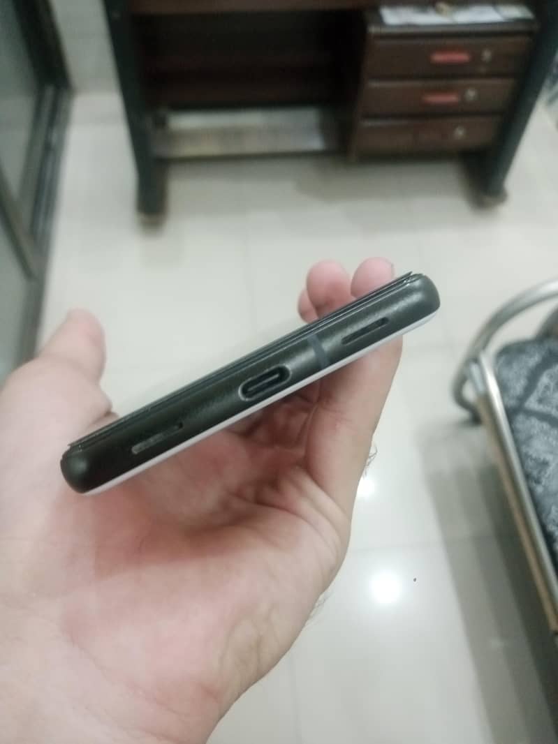 Google Pixel 6a 2
