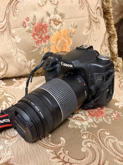 Canon EOS 50D with 75-300mm lens