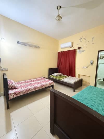3-Seater Room In Girls Hostel For Rent In Garden Town ,JS girls hostel