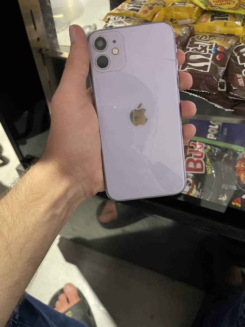 Apple iPhone 11 0