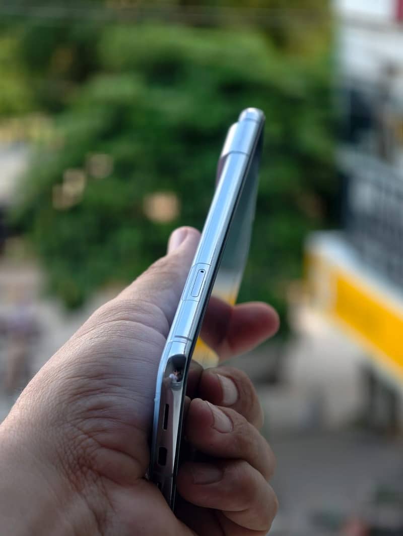Google Pixel 8 Pro 5