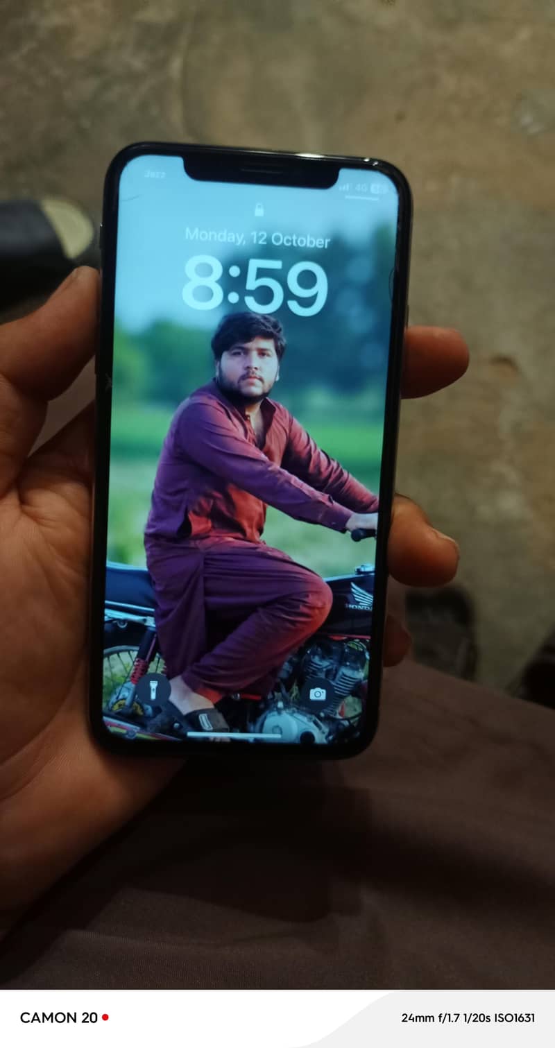 Apple iPhone X 1