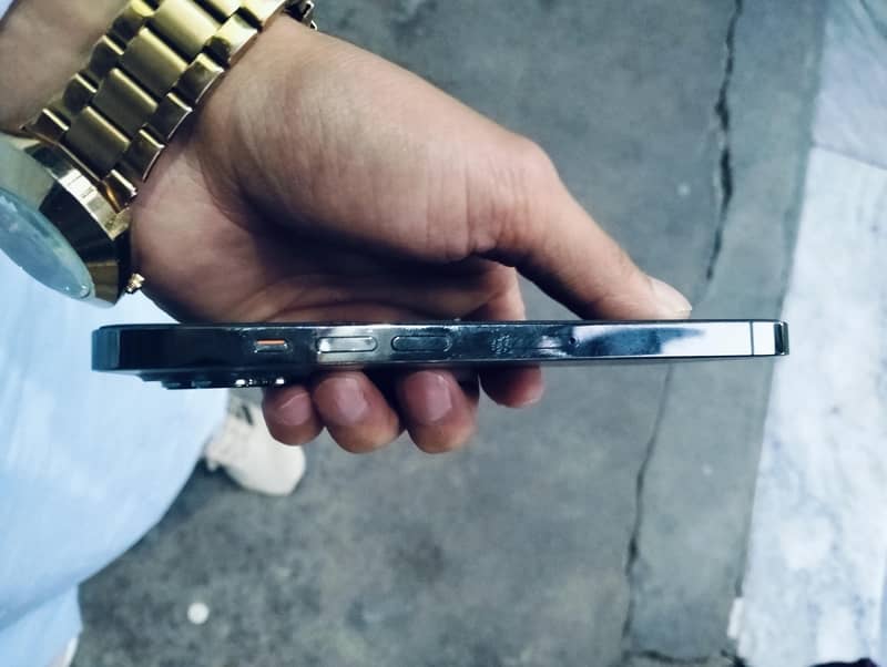 Apple iPhone 13 Pro 7
