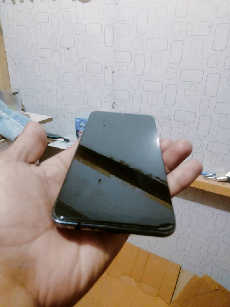 Vivo V20 1