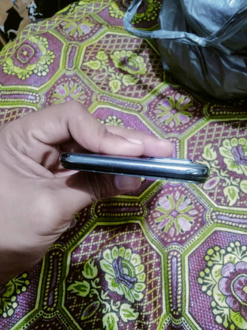 Vivo V20 2