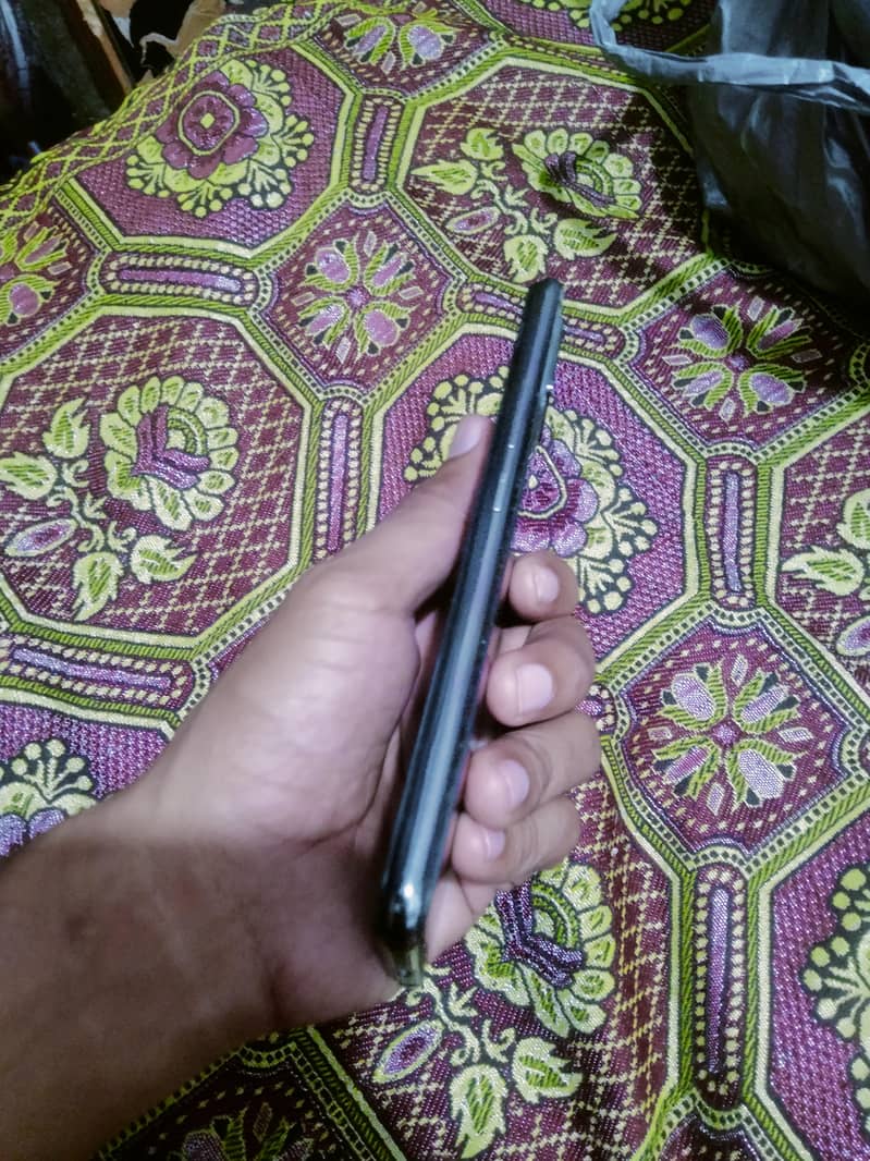 Vivo V20 3