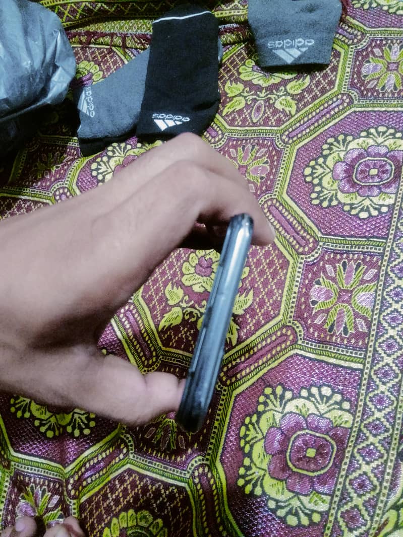 Vivo V20 6
