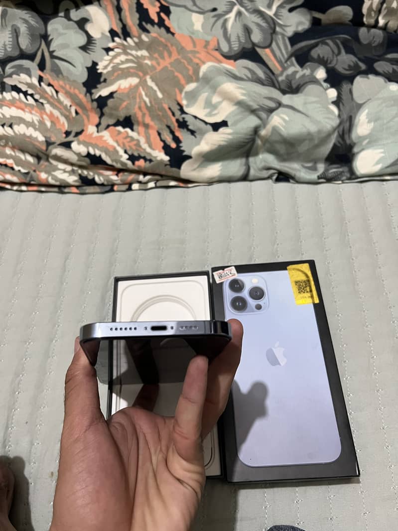 Apple iPhone 13 Pro Max 5