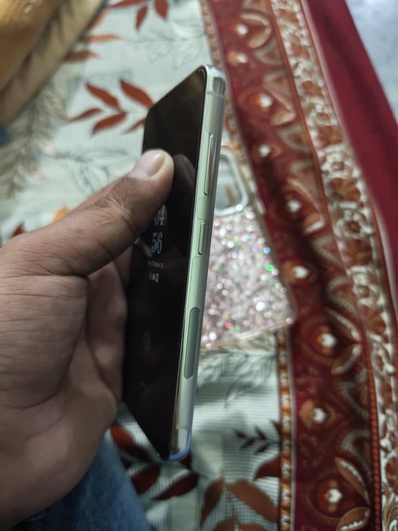 Samsung Mobile S23 3