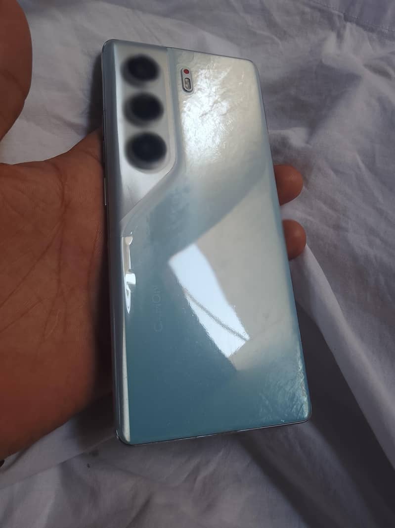 Tecno CAMON 40 Pro 5